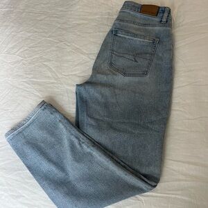 AE Mom Straight Jeans - Size 0 SHORT